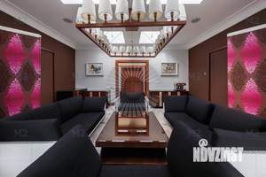 Дом 1250м², 3-этажный, участок 60 сот.  