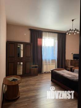 Дом 500м², 2-этажный, участок 6 сот.  