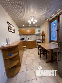 Дом 80м², 2-этажный, участок 2 сот.  