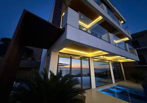 Дом 436м&sup2;, 3-этажный, участок 5 сот.  