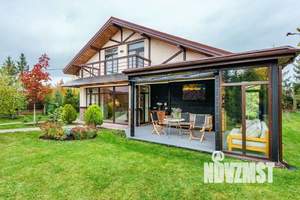 Дом 220м², 2-этажный, участок 10 сот.  