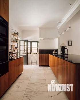 Дом 160м², 2-этажный, участок 8 сот.  