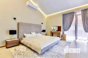 Дом 240м², 2-этажный, участок 8 сот.  