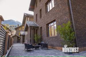 Коттедж 204м², 2-этажный, участок 3 сот.  