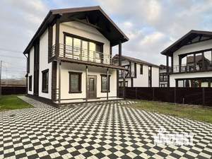 Дом 145м&sup2;, 2-этажный, участок 3 сот.  