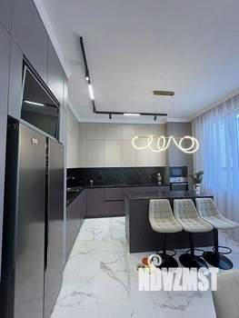 Дом 180м², 2-этажный, участок 8 сот.  