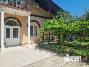 Дом 186м&sup2;, 3-этажный, участок 11 сот.  