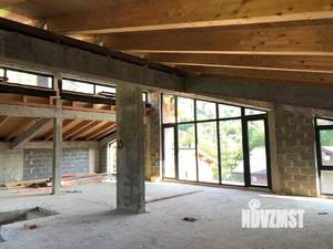 Дом 300м², 2-этажный, участок 5 сот.  