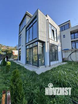 Дом 144м², 3-этажный, участок 3 сот.  