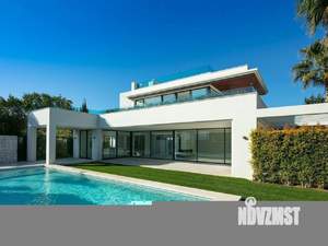 Дом 320м&sup2;, 2-этажный, участок 10 сот.  