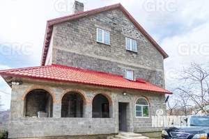 Дом 650м², 4-этажный, участок 11 сот.  