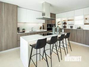 Дом 250м², 2-этажный, участок 10 сот.  