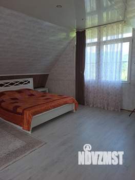 Дом 60м², 2-этажный, участок 9 сот.  