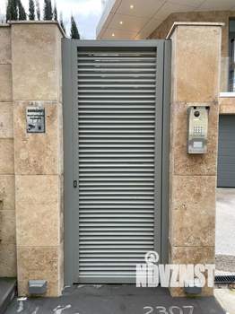 Дом 300м², 3-этажный, участок 10 сот.  