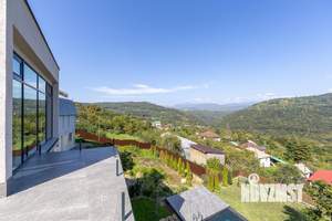 Коттедж 420м², 3-этажный, участок 20 сот.  