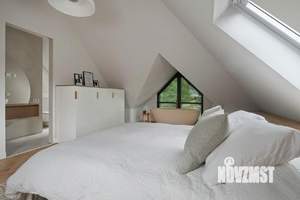 Коттедж 200м², 3-этажный, участок 8 сот.  