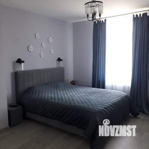 Коттедж 260м², 3-этажный, участок 6 сот.  
