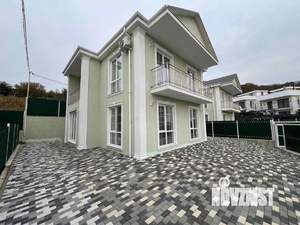 Дом 135м&sup2;, 2-этажный, участок 3 сот.  