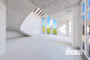 Дом 350м², 3-этажный, участок 10 сот.  