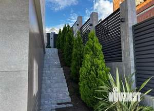 Дом 240м&sup2;, 2-этажный, участок 4 сот.  