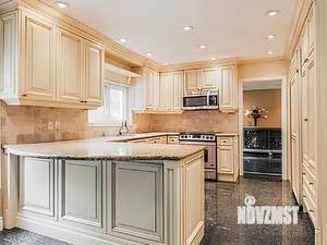 Дом 310м², 2-этажный, участок 9 сот.  