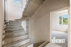 Дом 260м², 3-этажный, участок 6 сот.  