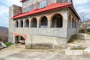 Дом 650м², 4-этажный, участок 11 сот.  