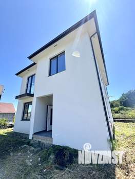 Коттедж 220м&sup2;, 2-этажный, участок 5 сот.  