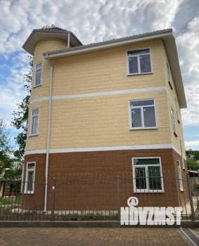 Дом 171м², 3-этажный, участок 2 сот.  