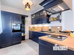 Дом 220м², 2-этажный, участок 8 сот.  