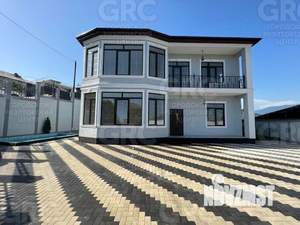 Дом 158м², 2-этажный, участок 4 сот.  