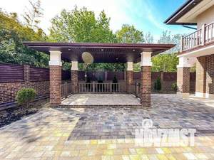 Дом 200м², 2-этажный, участок 6 сот.  