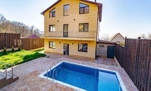 Дом 220м², 2-этажный, участок 8 сот.  