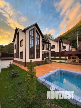 Дом 280м&sup2;, 3-этажный, участок 7 сот.  