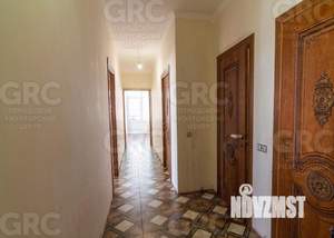 Дом 500м², 3-этажный, участок 7 сот.  