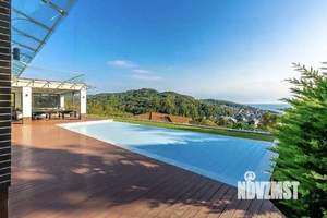 Дом 550м&sup2;, 2-этажный, участок 50 сот.  