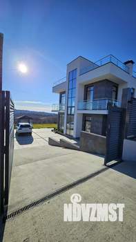 Дом 260м², 2-этажный, участок 7 сот.  