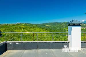 Дом 260м², 2-этажный, участок 7 сот.  