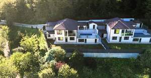 Дом 150м², 2-этажный, участок 5 сот.  