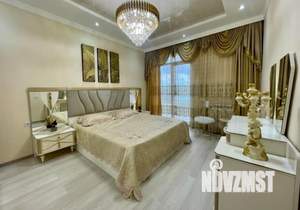 Коттедж 260м², 2-этажный, участок 7 сот.  
