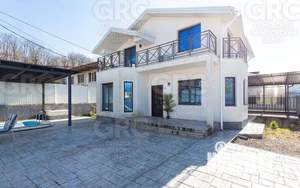 Дом 160м², 2-этажный, участок 4 сот.  