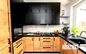 Коттедж 250м², 2-этажный, участок 9 сот.  