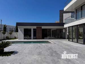 Дом 260м&sup2;, 2-этажный, участок 6 сот.  