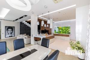 Дом 570м², 2-этажный, участок 52 сот.  