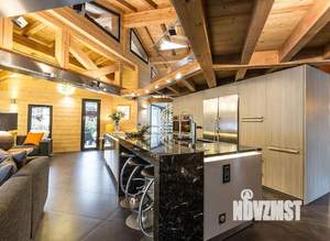 Дом 375м², 2-этажный, участок 13 сот.  