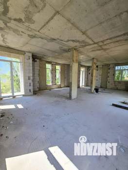 Коттедж 300м², 3-этажный, участок 5 сот.  