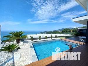 Дом 250м², 2-этажный, участок 8 сот.  