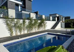 Дом 300м², 3-этажный, участок 5 сот.  