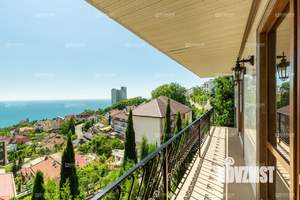 Дом 450м², 4-этажный, участок 12 сот.  