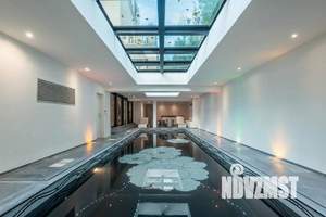 Дом 970м&sup2;, 3-этажный, участок 24 сот.  